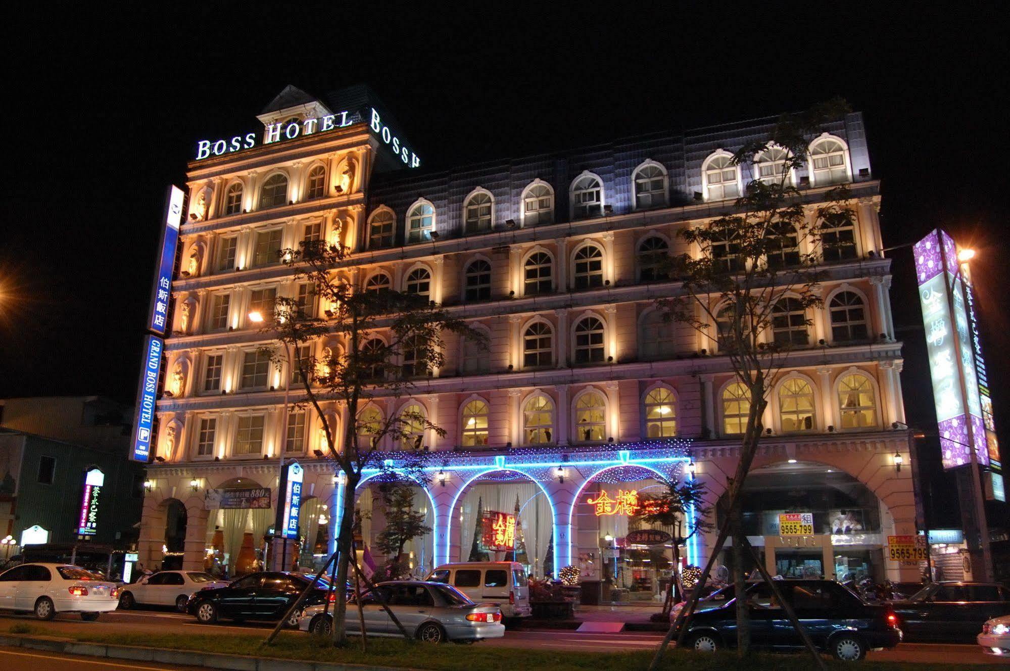 Grand Boss Hotel Yilan Экстерьер фото